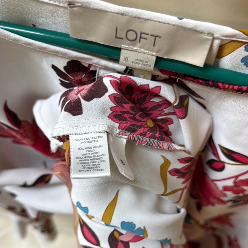 LOFT Floral Print Women's Top - XL - Picture 7 of 7